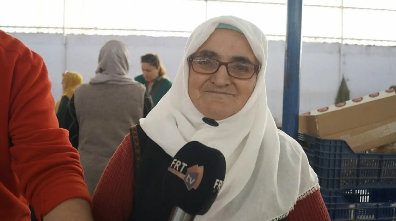 Fethiye Cuma Pazarı'nda 30 Yıllık Tezgah ile Dört Çocuk Evlendirdi