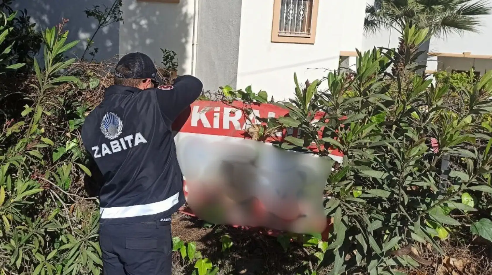 Belediyeden görüntü kirliliğine müdahale