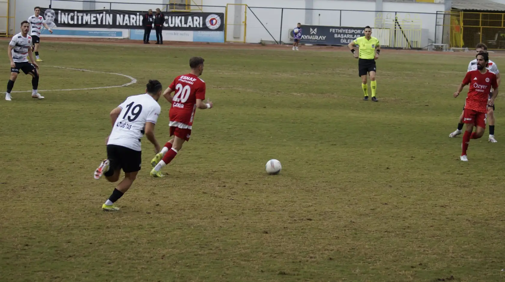 Fethiyespor ilk yarıyı önde kapattı 2-1