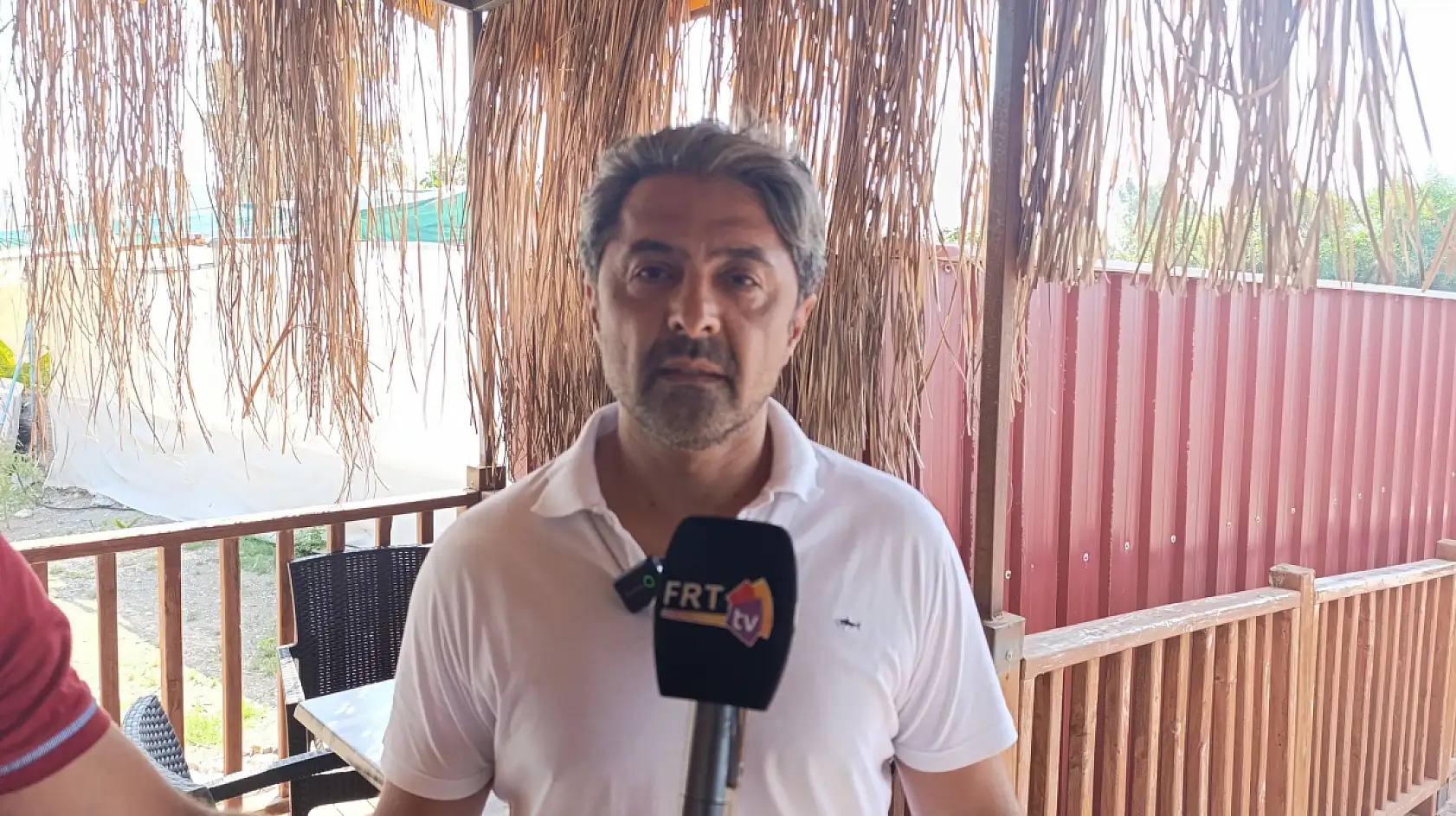 Fethiye'de Çevre Haftası'nda izmarit temizliği yapıldı