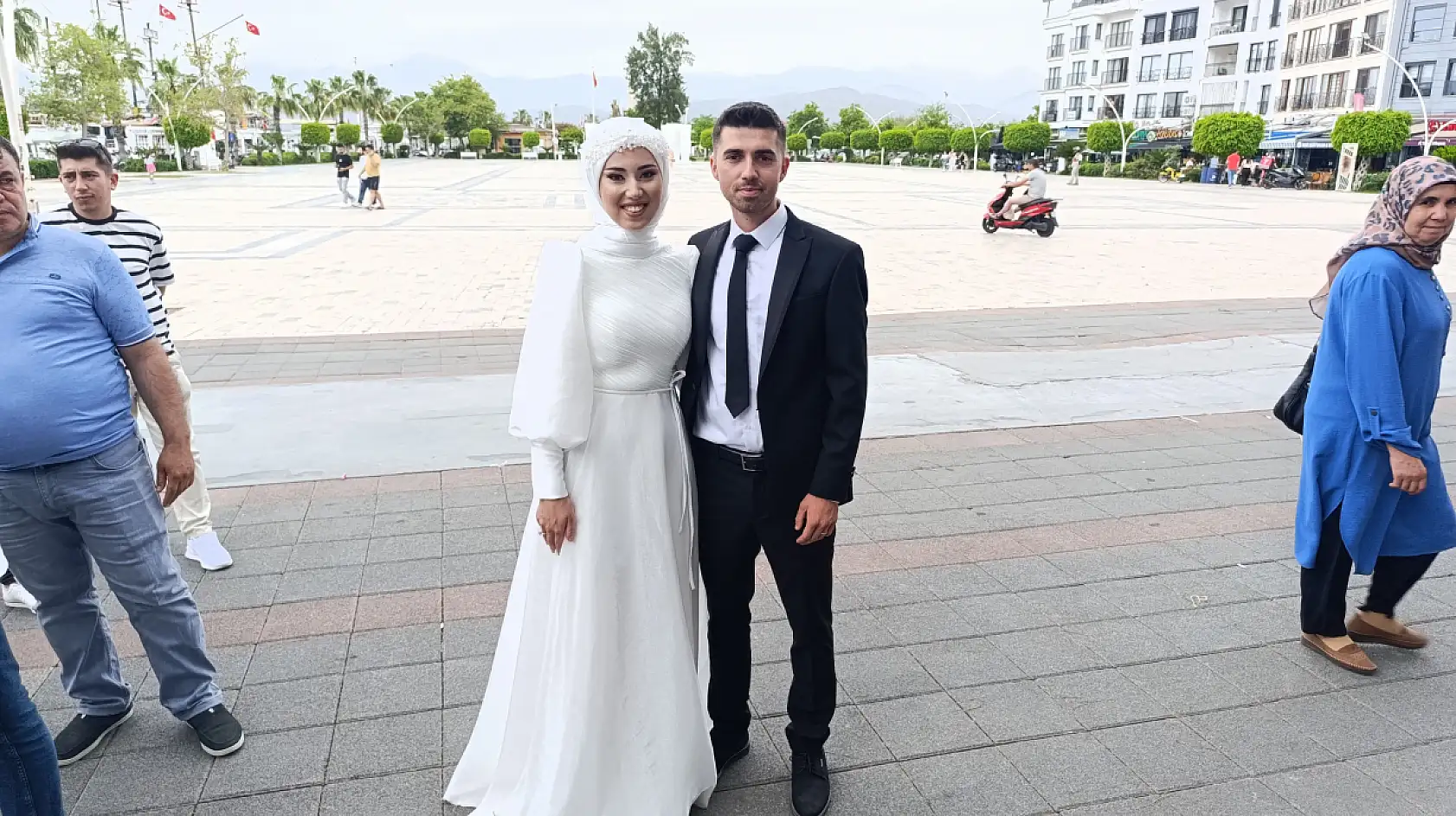 Fethiye'de 25.05.2025 yoğunluğu: 25 nikah aynı gün kıyıldı