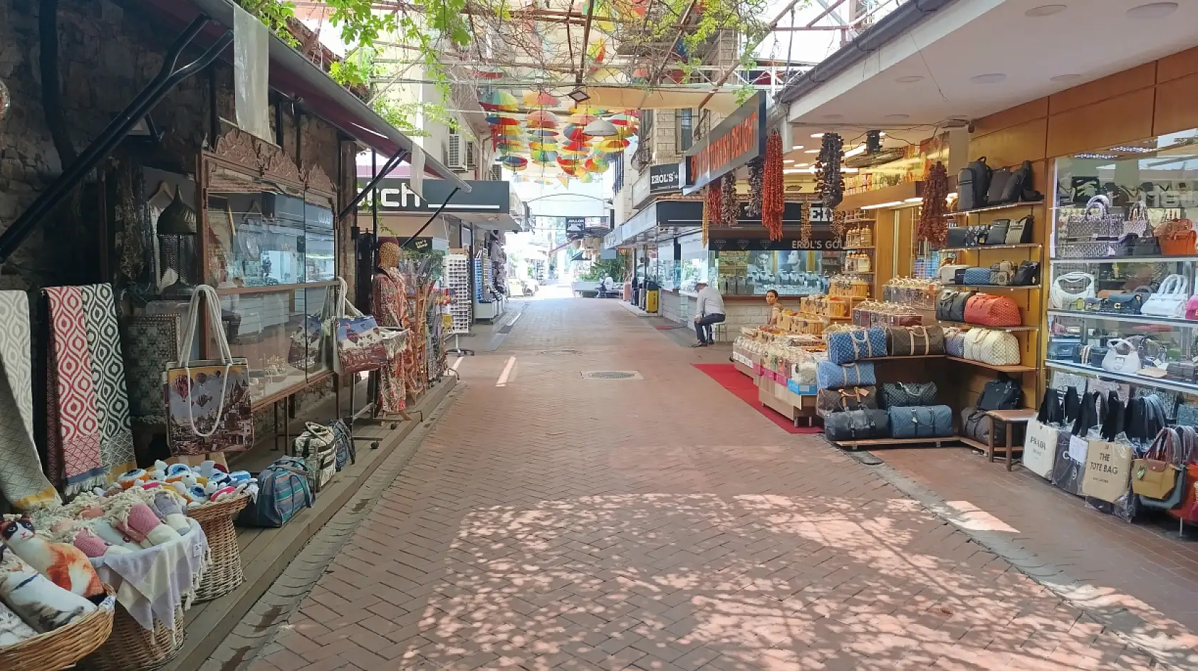 Fethiye Paspatur'da öğle sakinliği