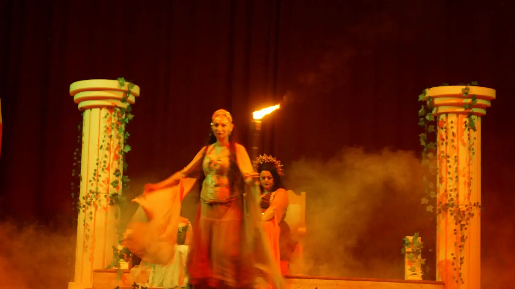 'Aşk Grevi' Fethiye'de seyircisiyle buluştu