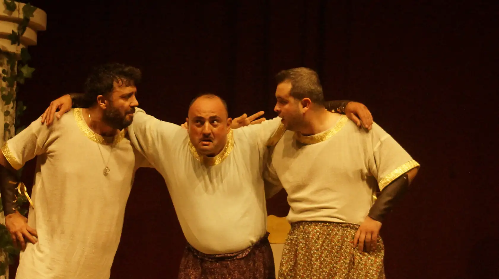 'Aşk Grevi' Fethiye'de seyircisiyle buluştu