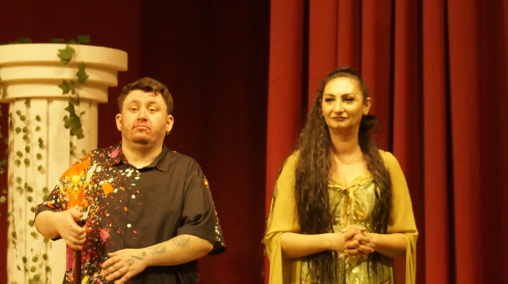 'Aşk Grevi' Fethiye'de seyircisiyle buluştu