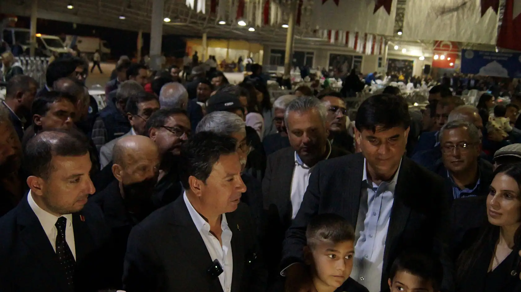 Muğla Büyükşehir Belediyesi'nden Fethiye Çalıca'da iftar yemeği