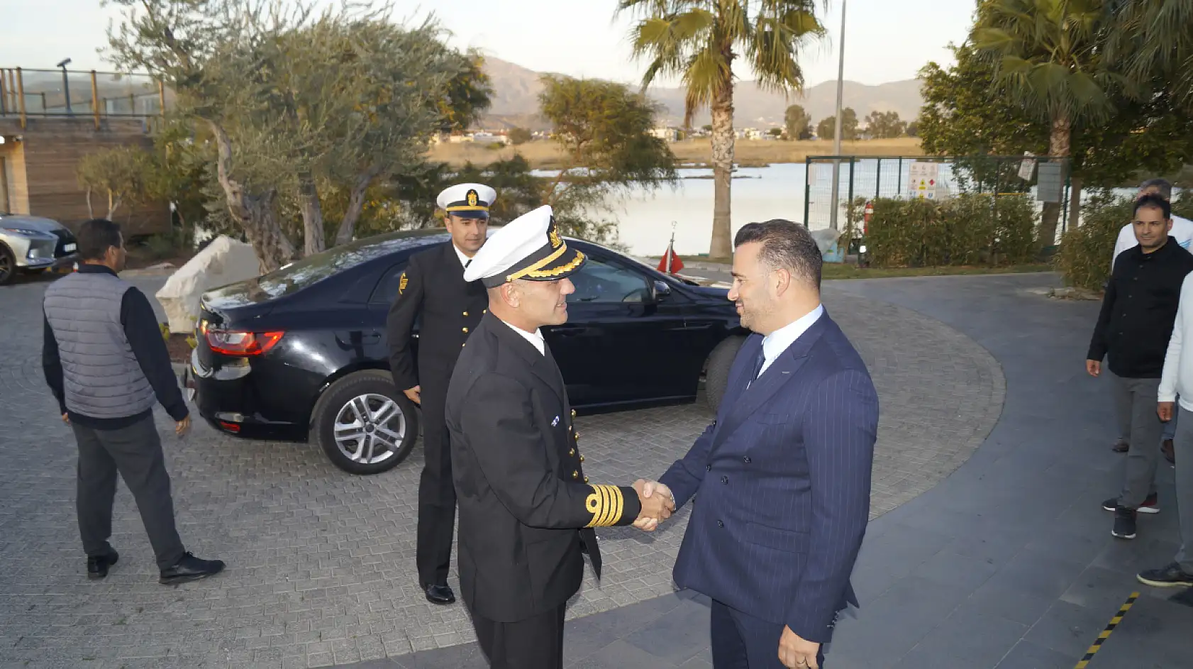 Fethiye'de şehit aileleri ve gaziler onuruna iftar sofrası kuruldu