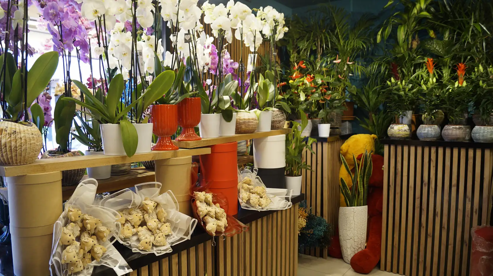 Fethiye'de bayramın ilk gününde çiçek satışlarında anormal artış