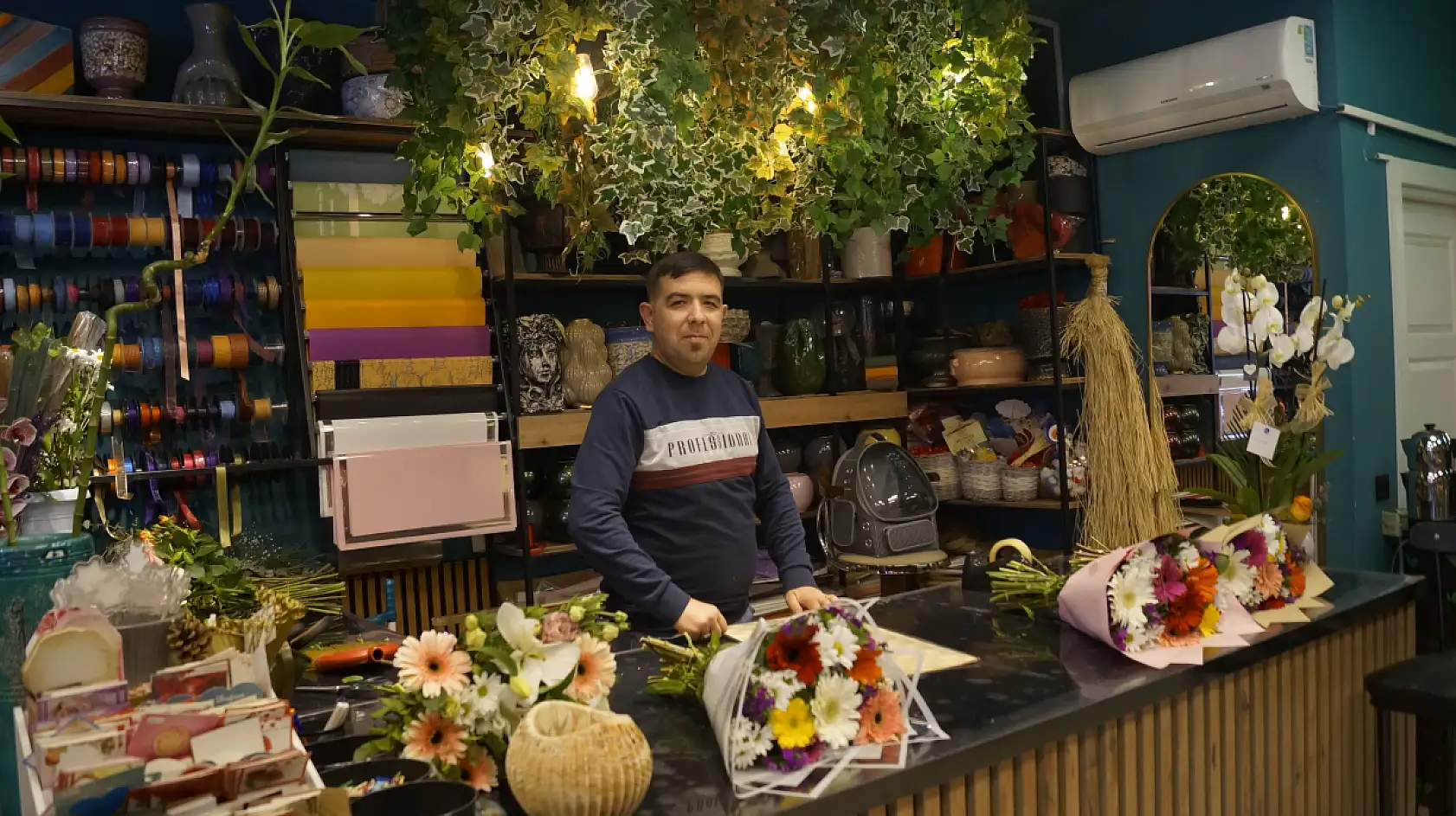 Fethiye'de bayramın ilk gününde çiçek satışlarında anormal artış