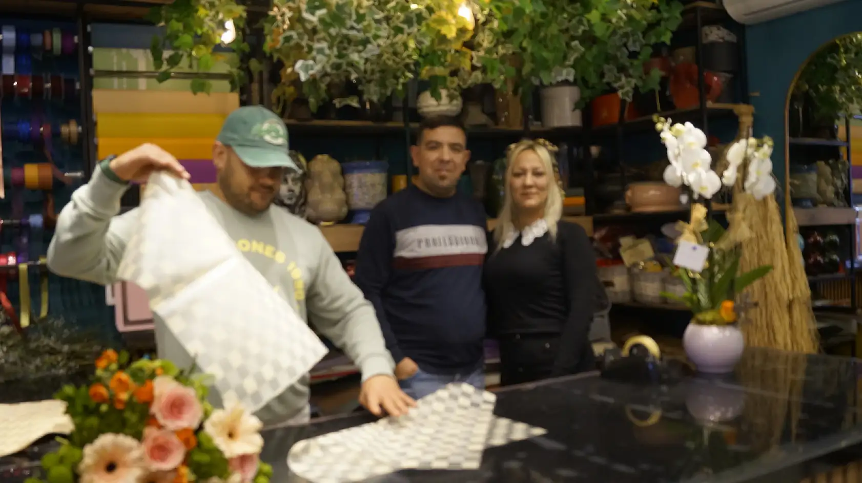 Fethiye'de bayramın ilk gününde çiçek satışlarında anormal artış