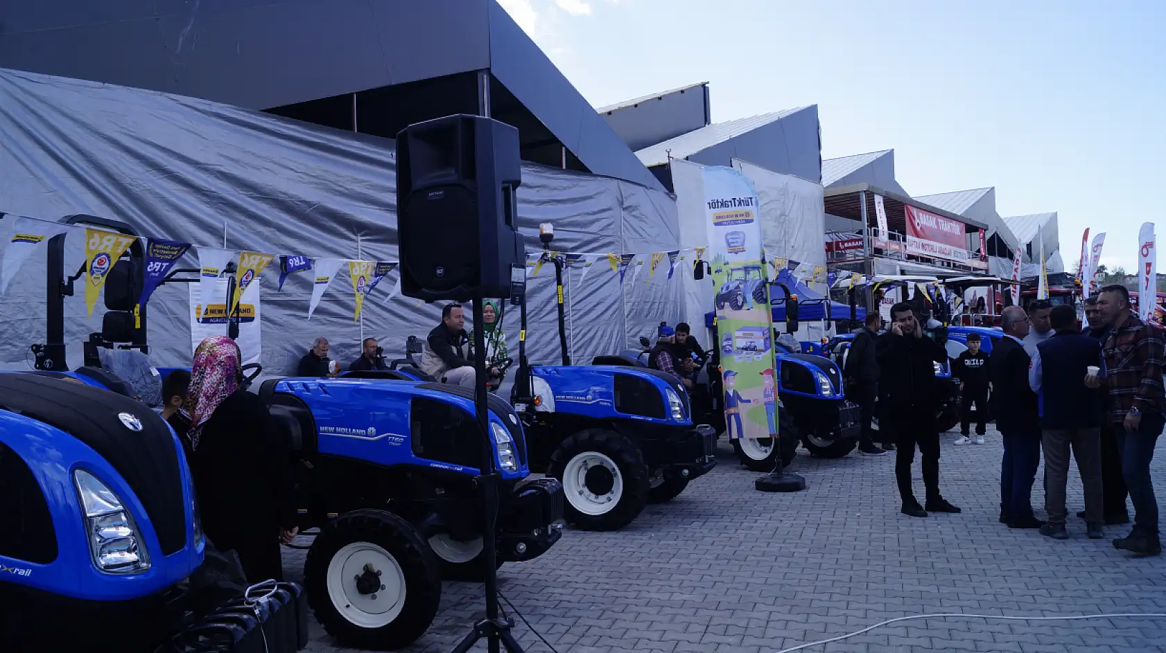 Seydikemer'de ilki düzenlenen tarım ve hayvancılık fuarı açıldı