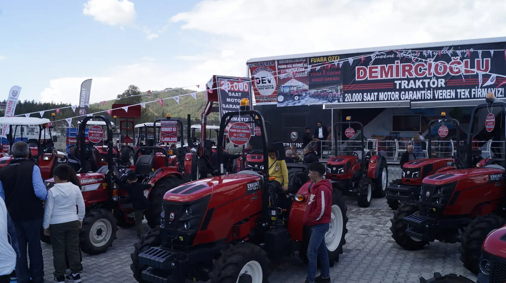 Seydikemer'de ilki düzenlenen tarım ve hayvancılık fuarı açıldı