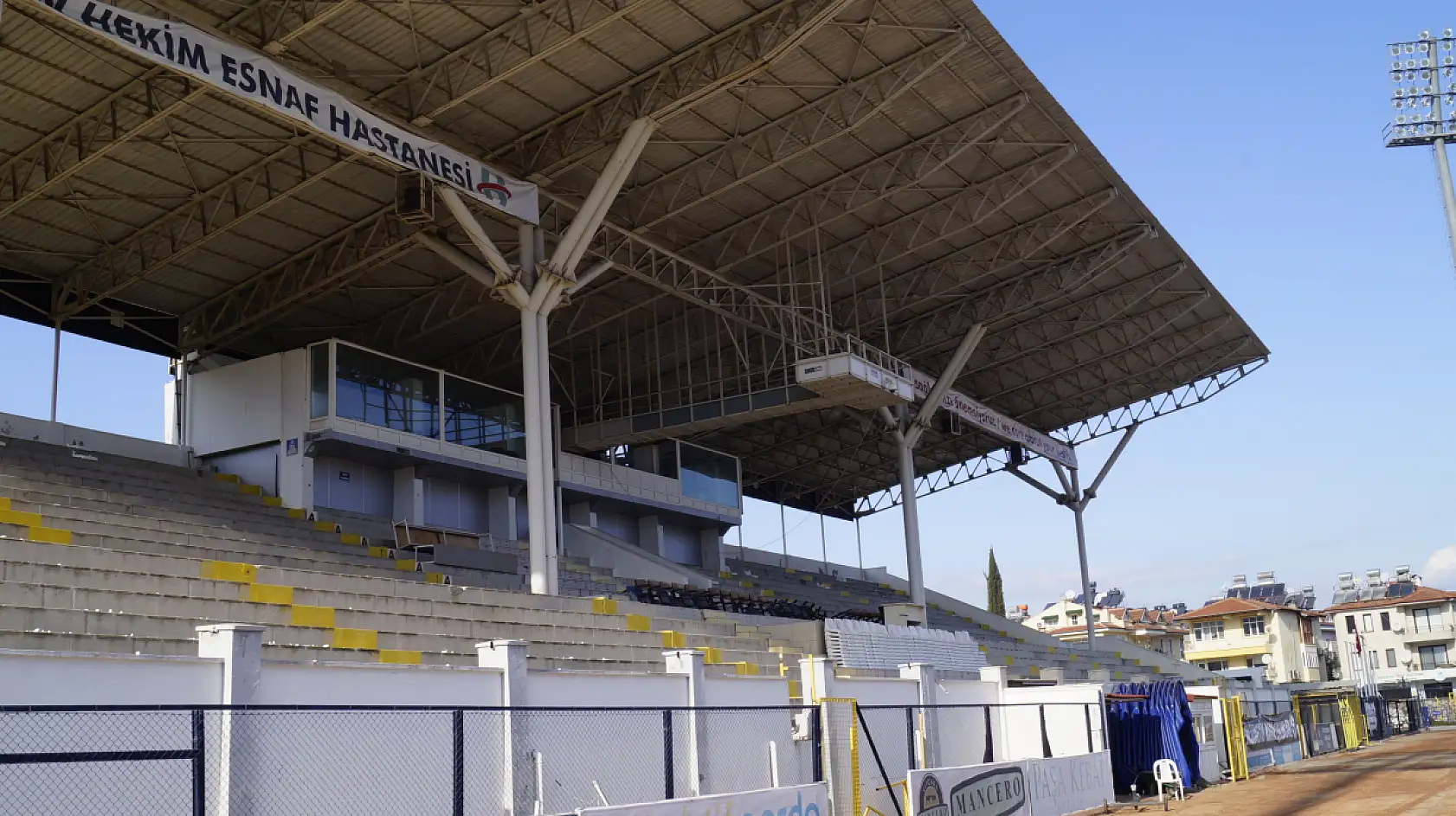 Fethiye İlçe Stadyumu'nın durumu ne olacak Saha zemini, soyunma odaları..