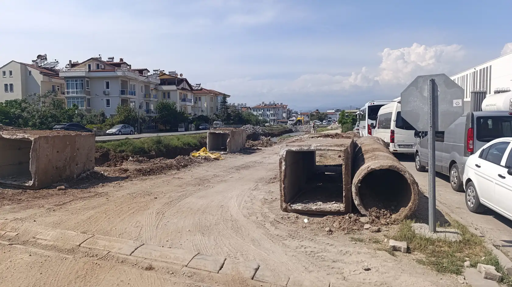 Fethiye Toptaşı Deresi'nde Islah Çalışmaları Devam Ediyor