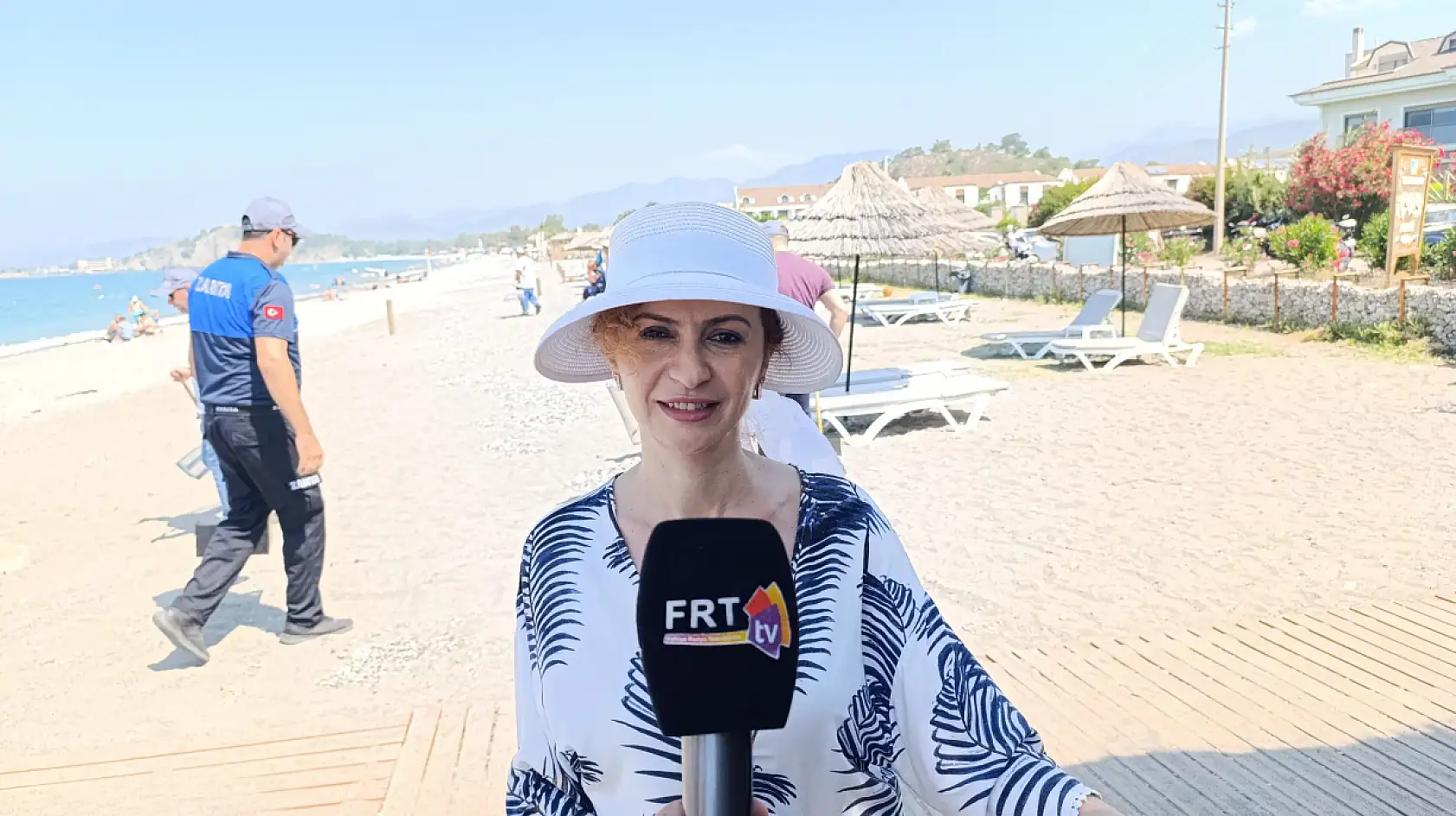 Fethiye'de Çevre Haftası'nda izmarit temizliği yapıldı