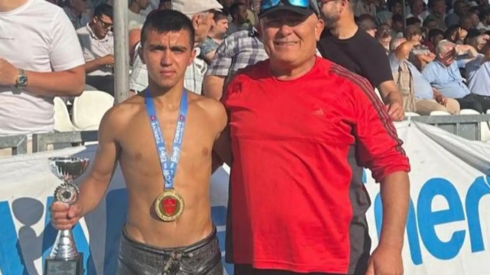 Kadir Buğra Dikik Fethiye'ye zafer ile döndü