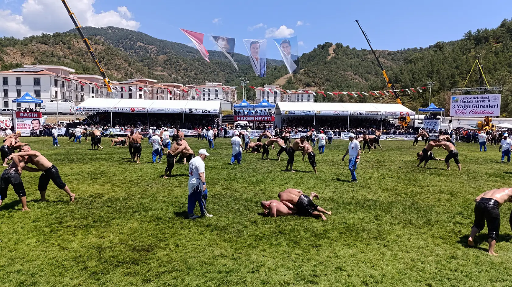 Fethiyeli fenomen Apoliptus, 'Güreşlere ilgi çok güzel'