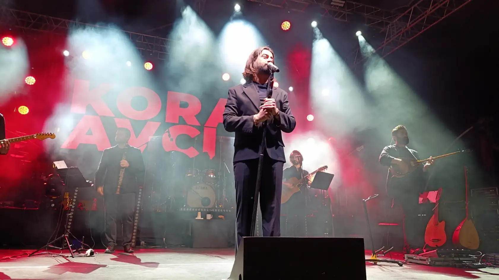 Fethiye'de 19 Mayıs Koray Avcı ile Taçlandı