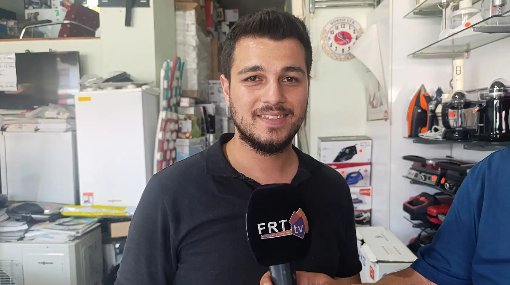 Fethiye'de klima ve beyaz eşya satışları düğün sezonuyla hareketlendi