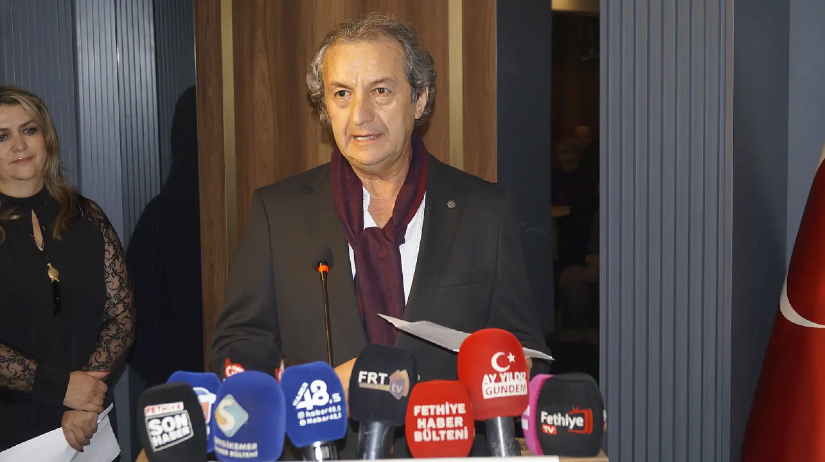 Fethiye'de 10 Ocak Çalışan Gazeteciler Günü'nde Gazetecilere Plaket Verildi