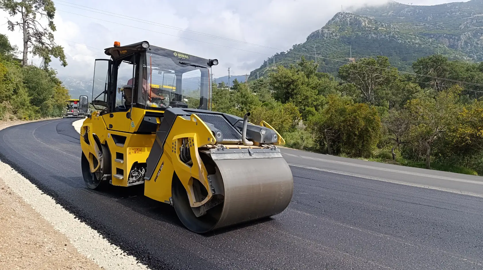Fethiye Ölüdeniz'de 3.Etap Yol Çalışmaları Tüm Hızıyla Devam Ediyor