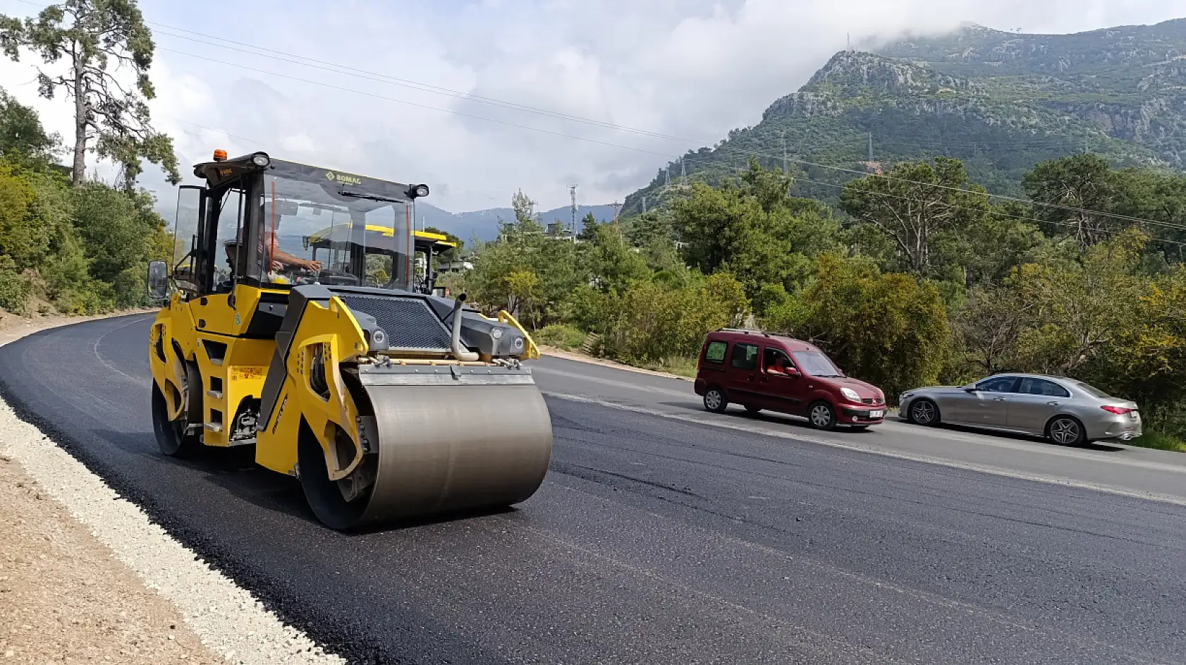 Fethiye Ölüdeniz'de 3.Etap Yol Çalışmaları Tüm Hızıyla Devam Ediyor