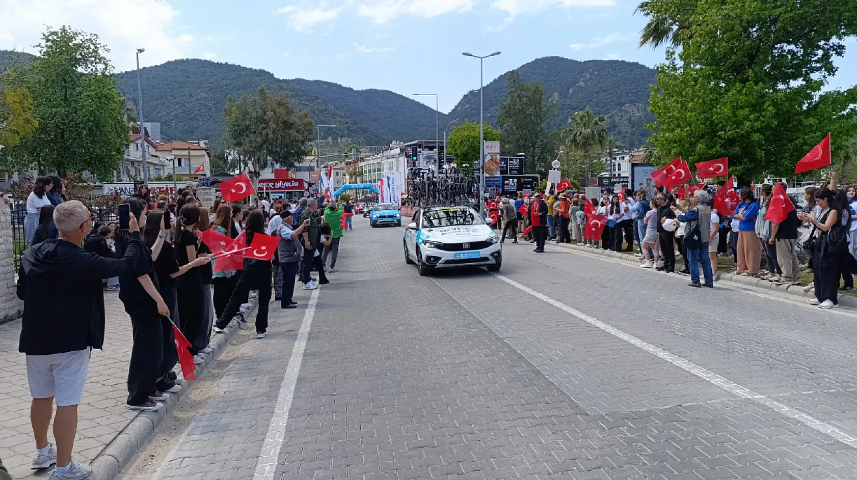 60.Cumhurbaşkanlığı Bisiklet Turu'nun Fethiye-Marmaris Etabı başladı