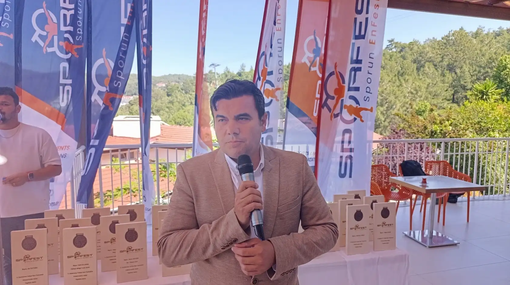 Fethiye'de 5. Uluslararası Fethiye Spor Festivali'nde emeği geçenler kahvaltıda buluştu