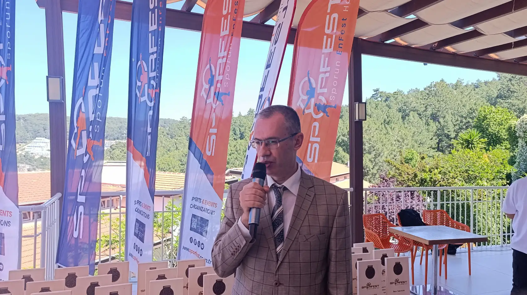 Fethiye'de 5. Uluslararası Fethiye Spor Festivali'nde emeği geçenler kahvaltıda buluştu