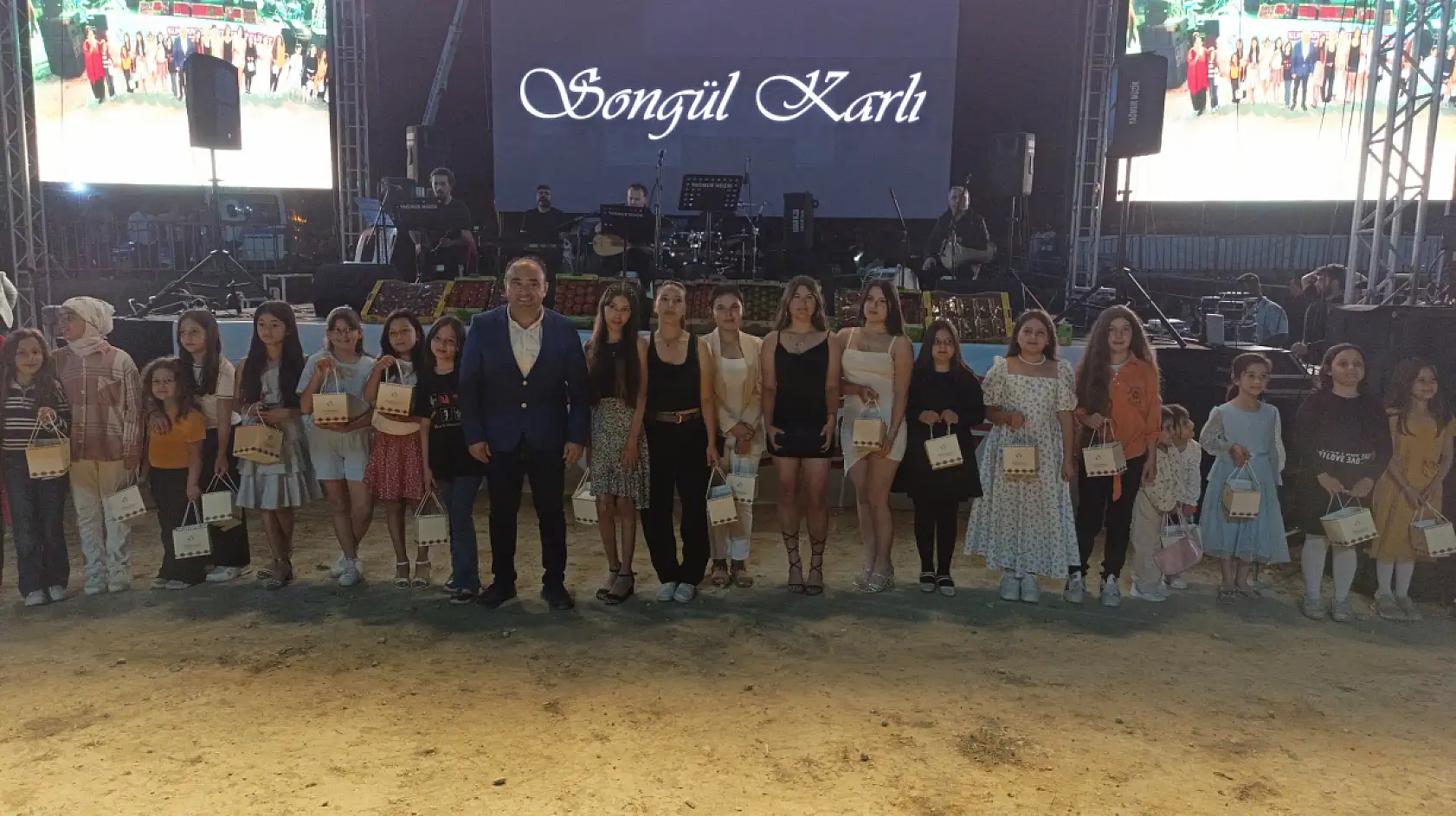 Seydikemer Belediye Başkanı Akdenizli, 'Vatandaşın hizmetkârı olarak geldik'