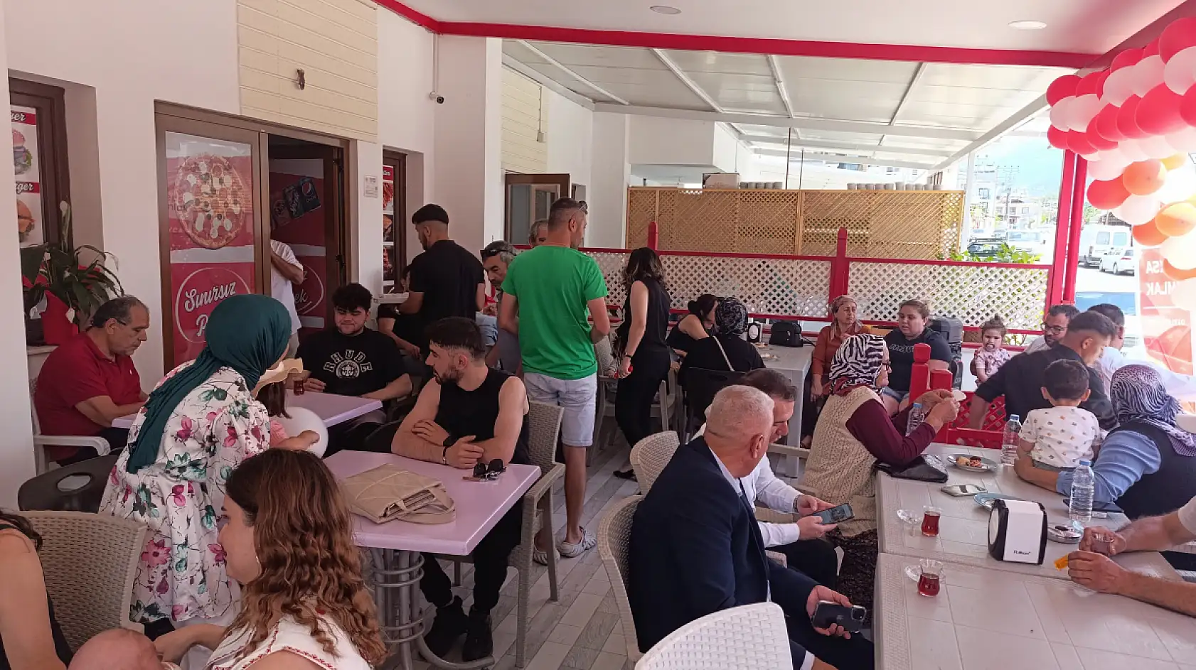 Fethiye Çamköy'de Şeff Pizza Açıldı Sınırsız Pizza Konseptiyle Hizmete Başladı