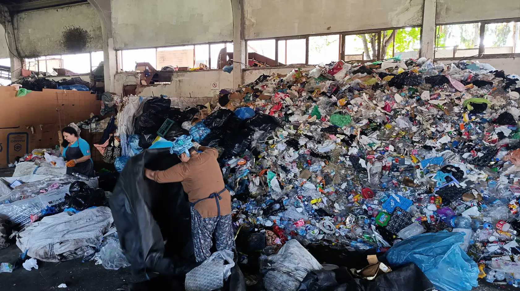 FETAV ile MUÇEP, KAYDEM Atık İşleme Tesisi'nde teknik gezi yaptı