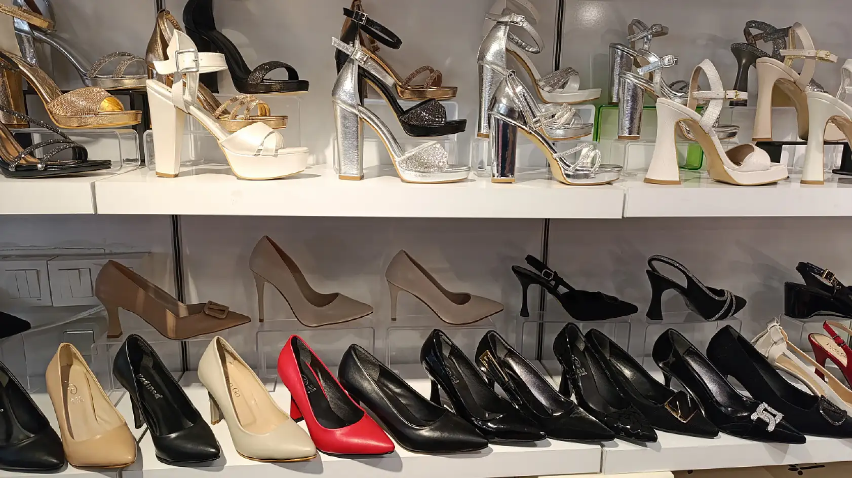 Fethiye'de Esnaf Okkabas: 'Yabancı turistler tam anlamıyla geldi diyemeyiz'