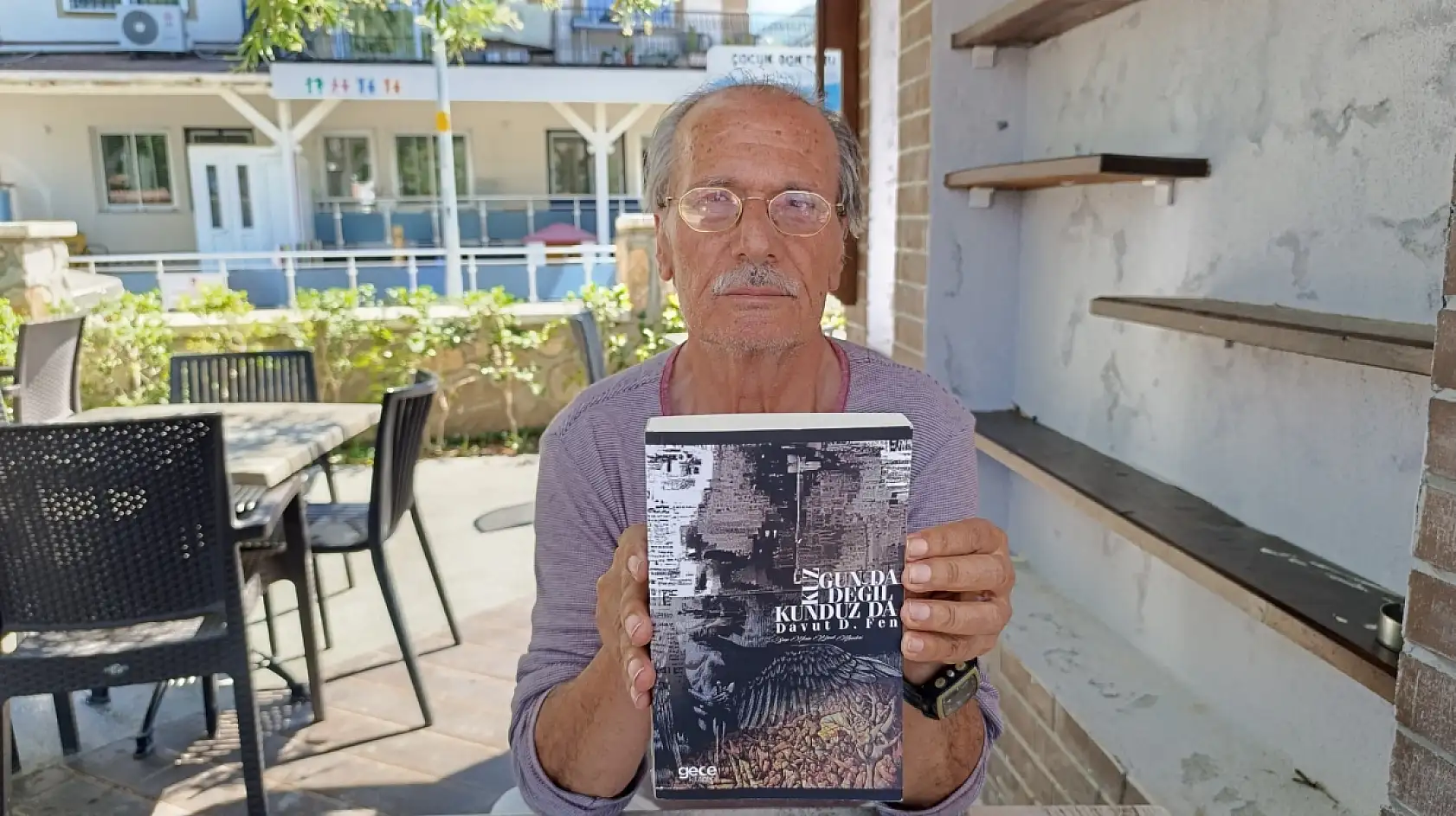 Fethiye'de Yazar Davut Doğan Fen'den Beşinci Kitap: 'Kuzgun Da Değil Kunduz Da'