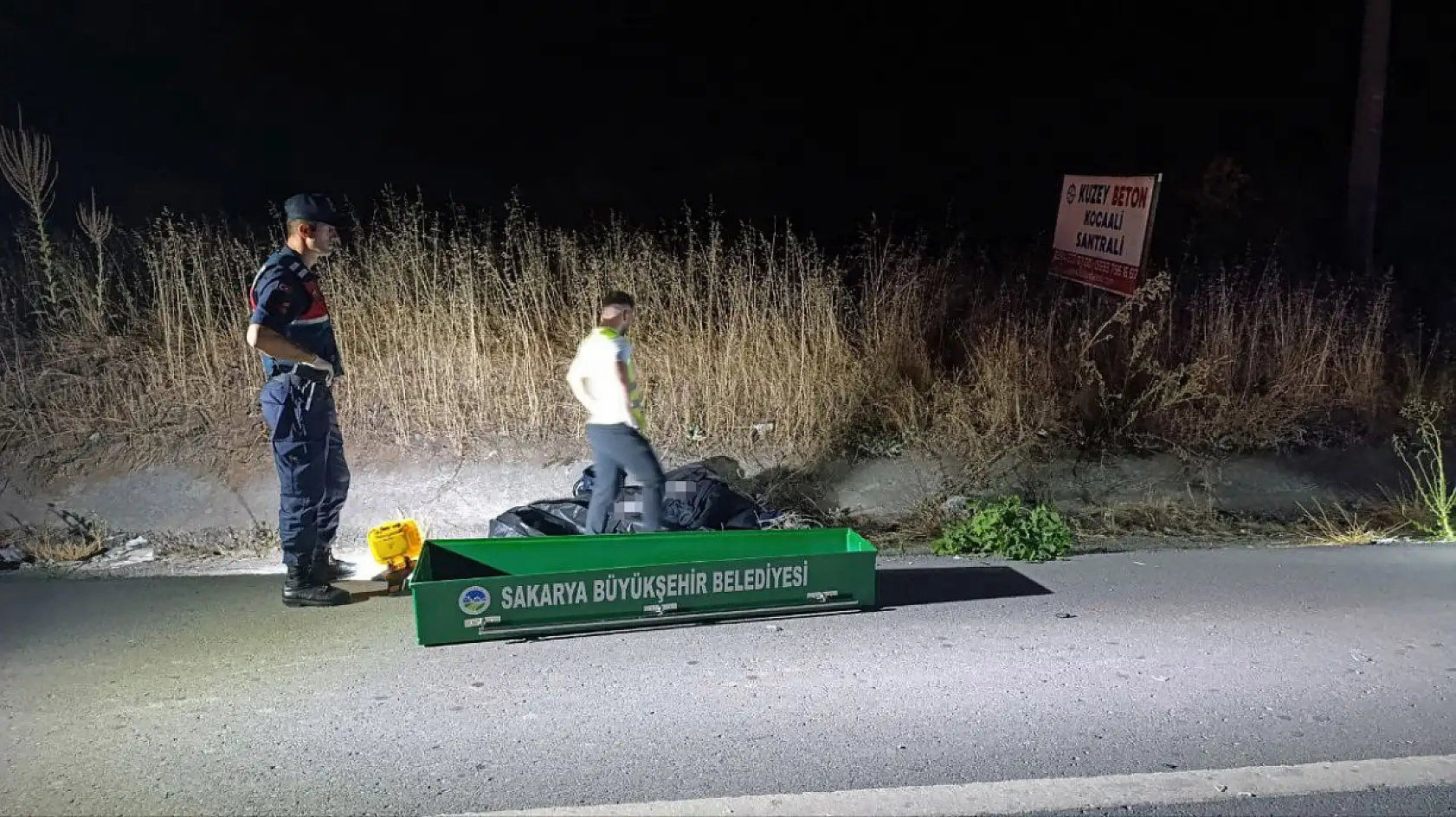 Duble yolda feci kaza: Yolun karşısına geçerken canından oldu