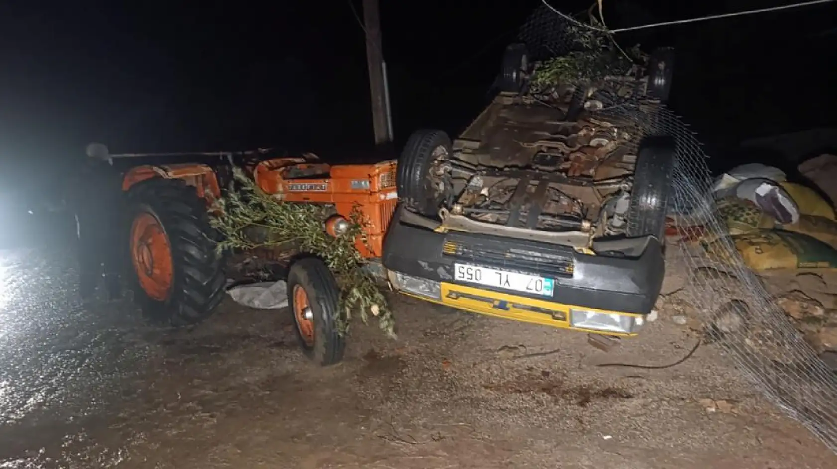 Hortum Dehşeti: Seraları ve Evleri Yerle Bir Etti