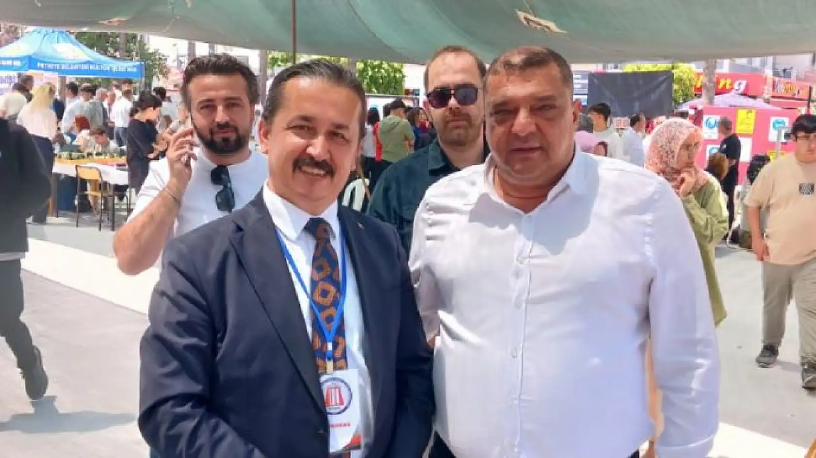 MHP Fethiye İlçe Başkanlığı'ndan Hayır Kesmesine ve Eğitim Fuarına Destek