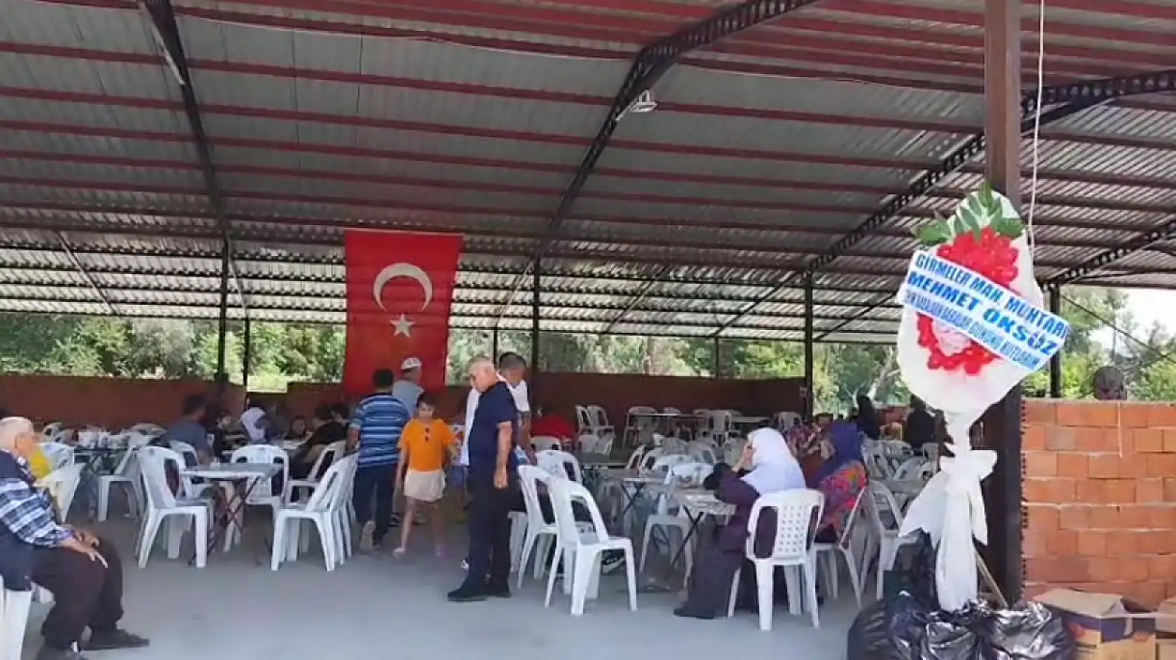 Seydikemer Girmeler Mahallesi'nde şükür yemeği