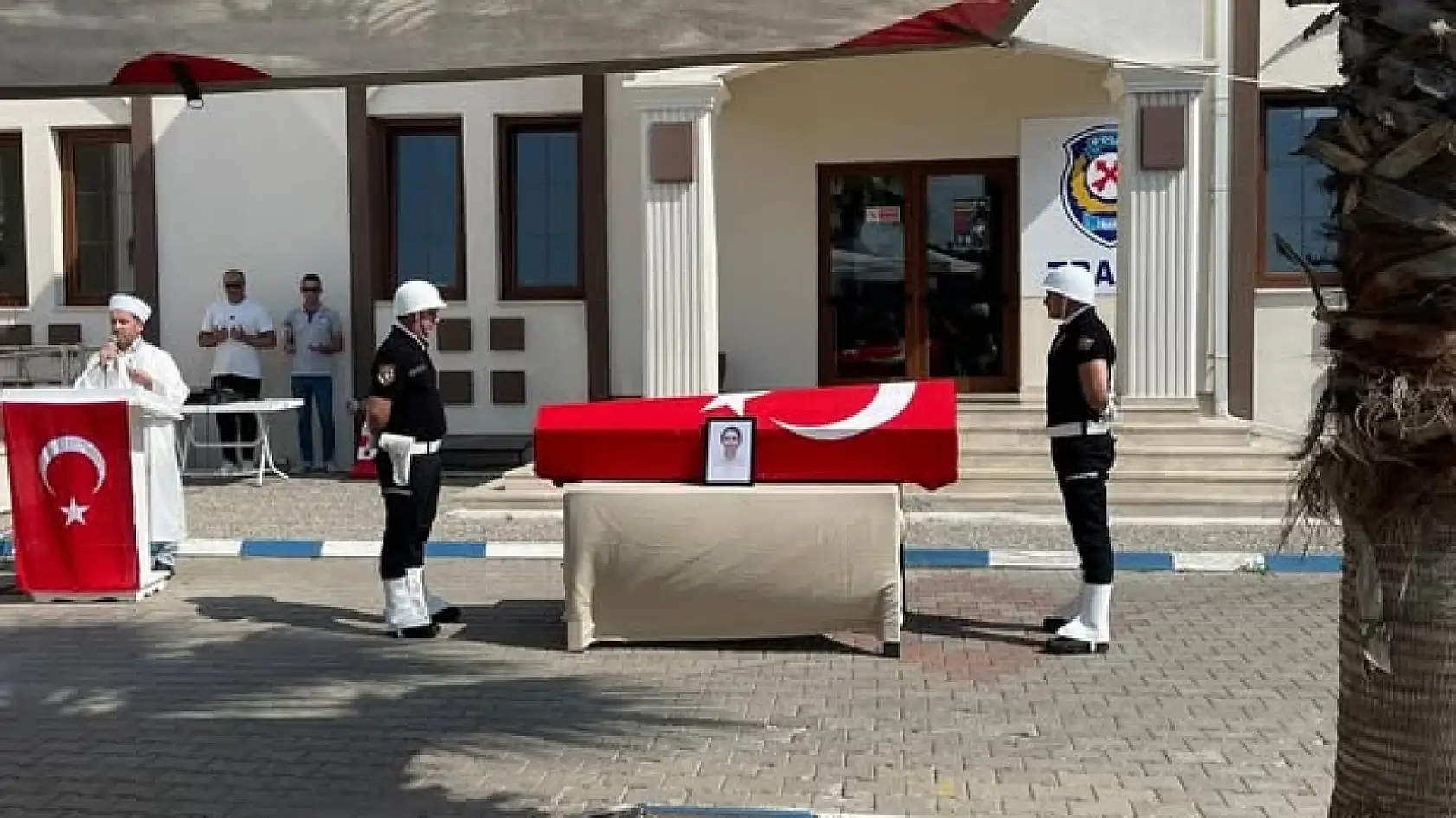 Fethiyeli Polis Memuru Burcu Ertem Son Yolculuğuna Uğurlandı