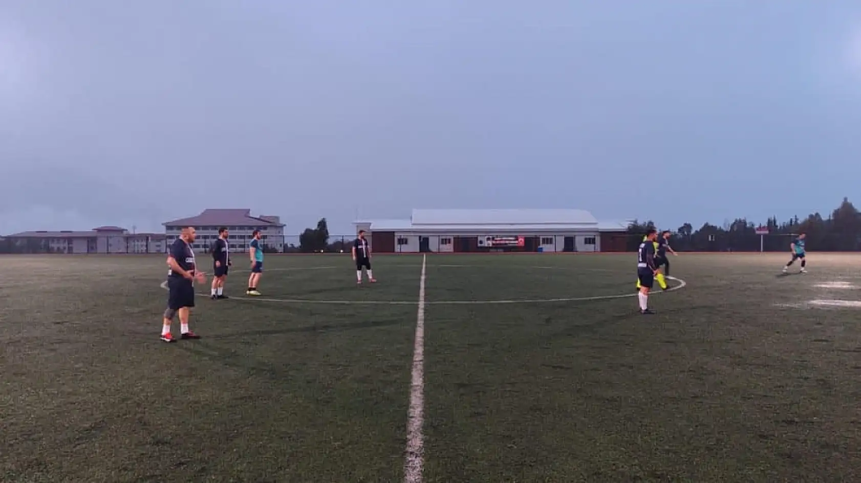 Futbolun coşkusu Muğla'da başladı Mahalleler kıyasıya yarışıyor