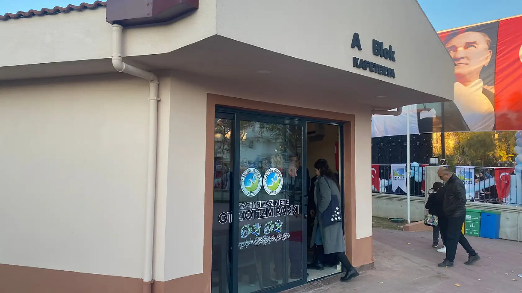 Niyazi Mete Otizm Parkı Fethiye'de hizmete açıldı