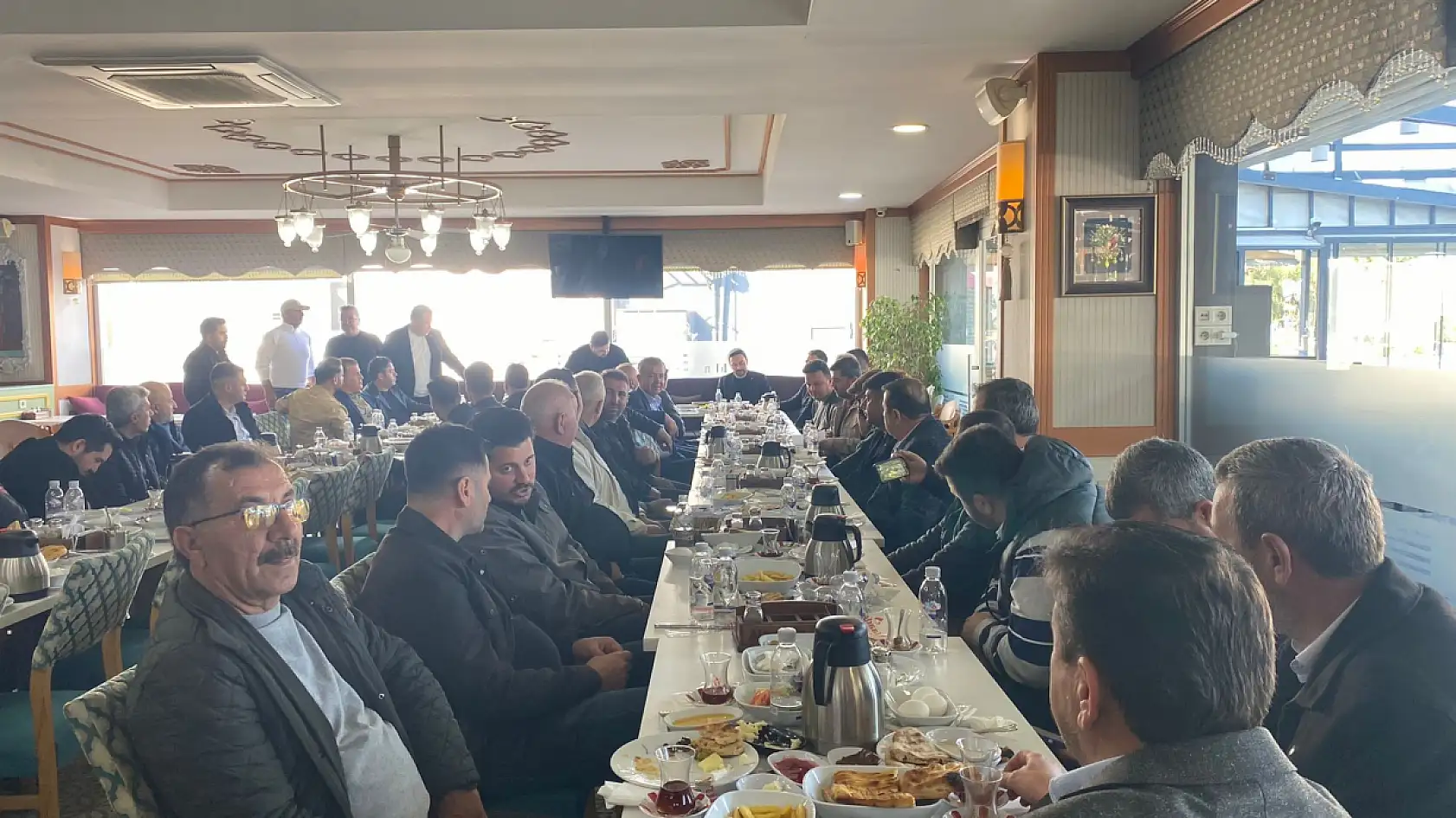 Fethiye'de müteahhitler toplandı, çözüm için komisyon kuruldu