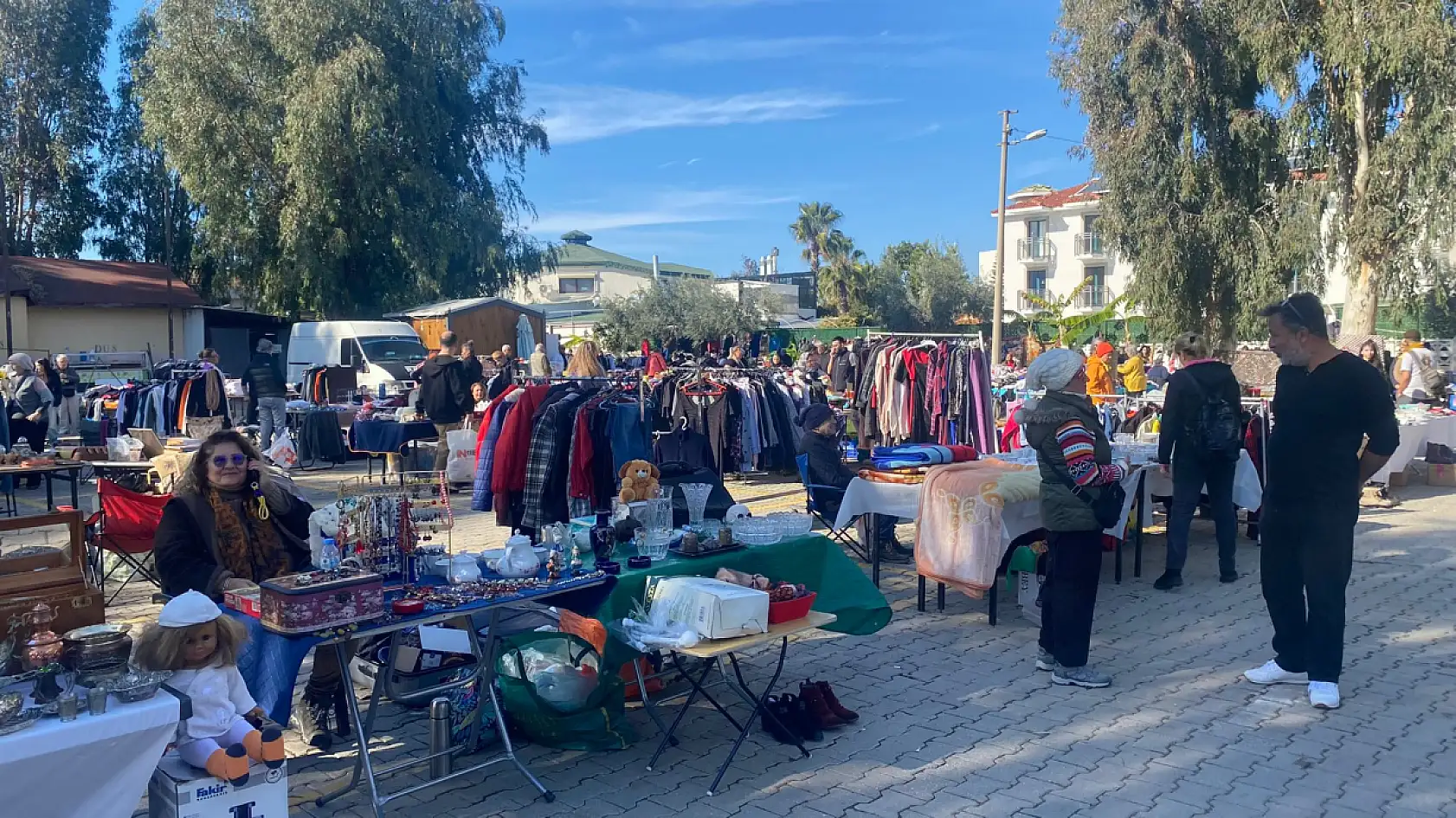 Fethiye'de vatandaş ikinci elde de alışveriş yapamıyor