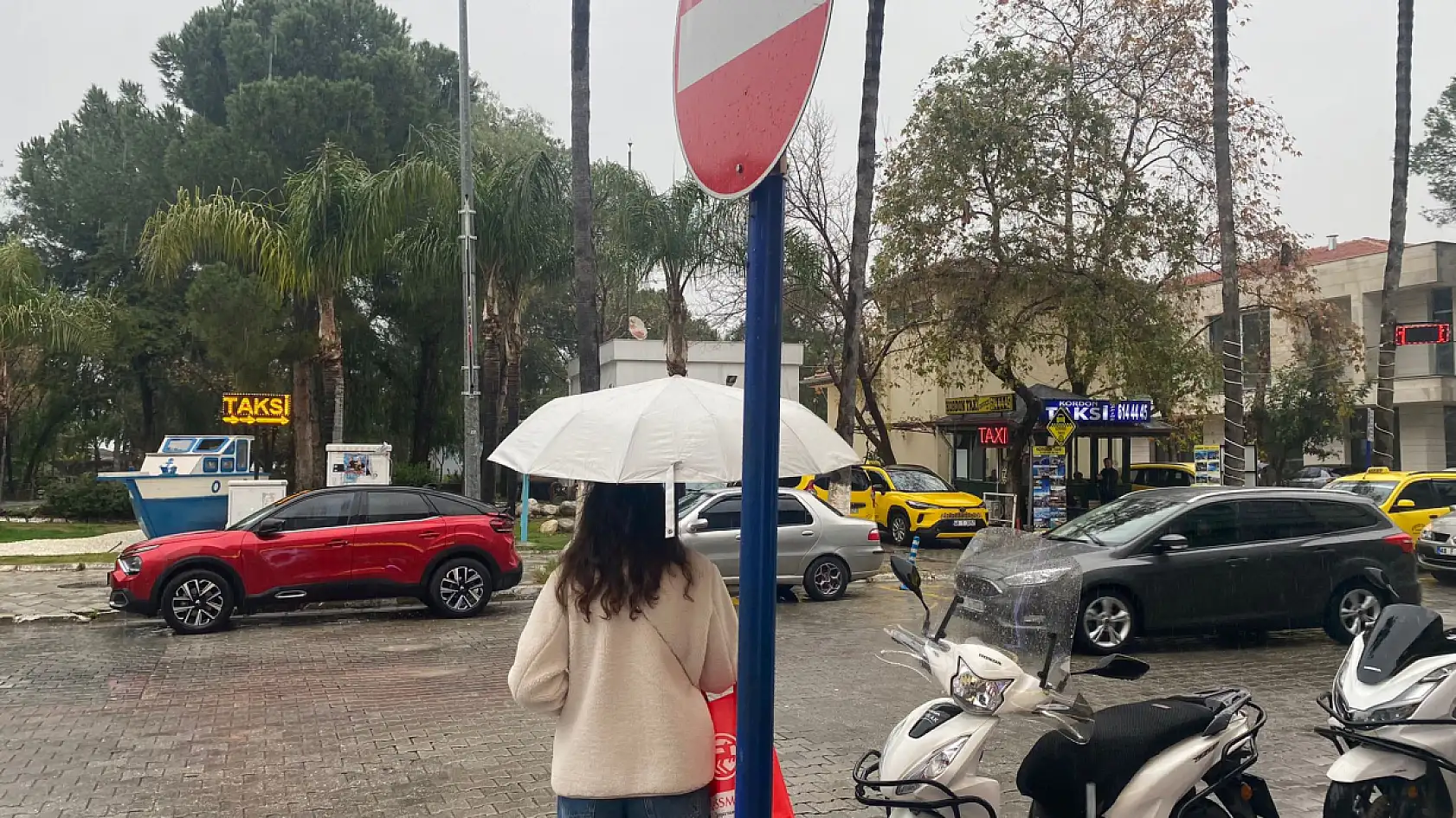 Fethiye sağanak yağışa teslim