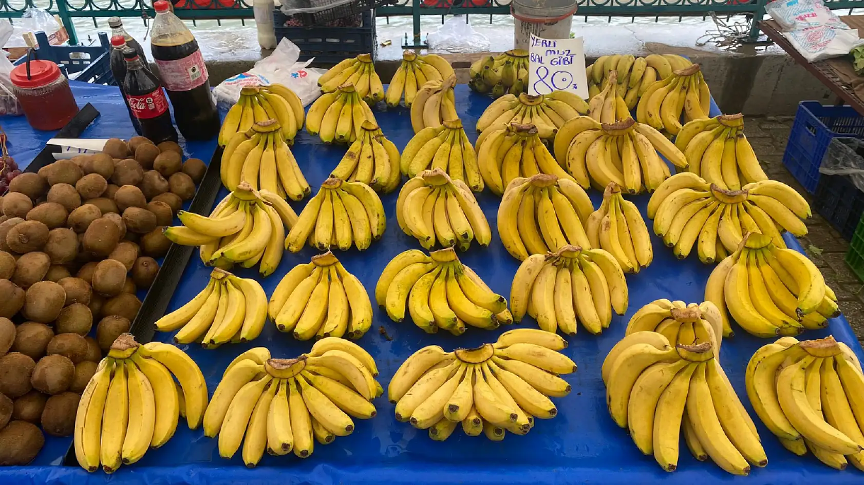 Fethiye Üretici Pazarı'nda meyve sebze fiyatları