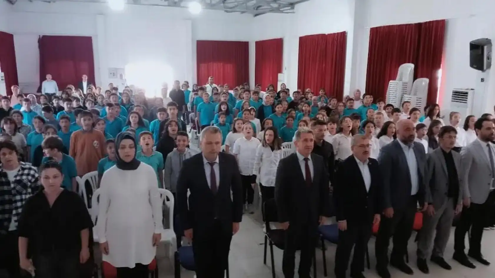 Bayır Ortaokulunda Mevlid-İ Nebi Programı Düzenlendi