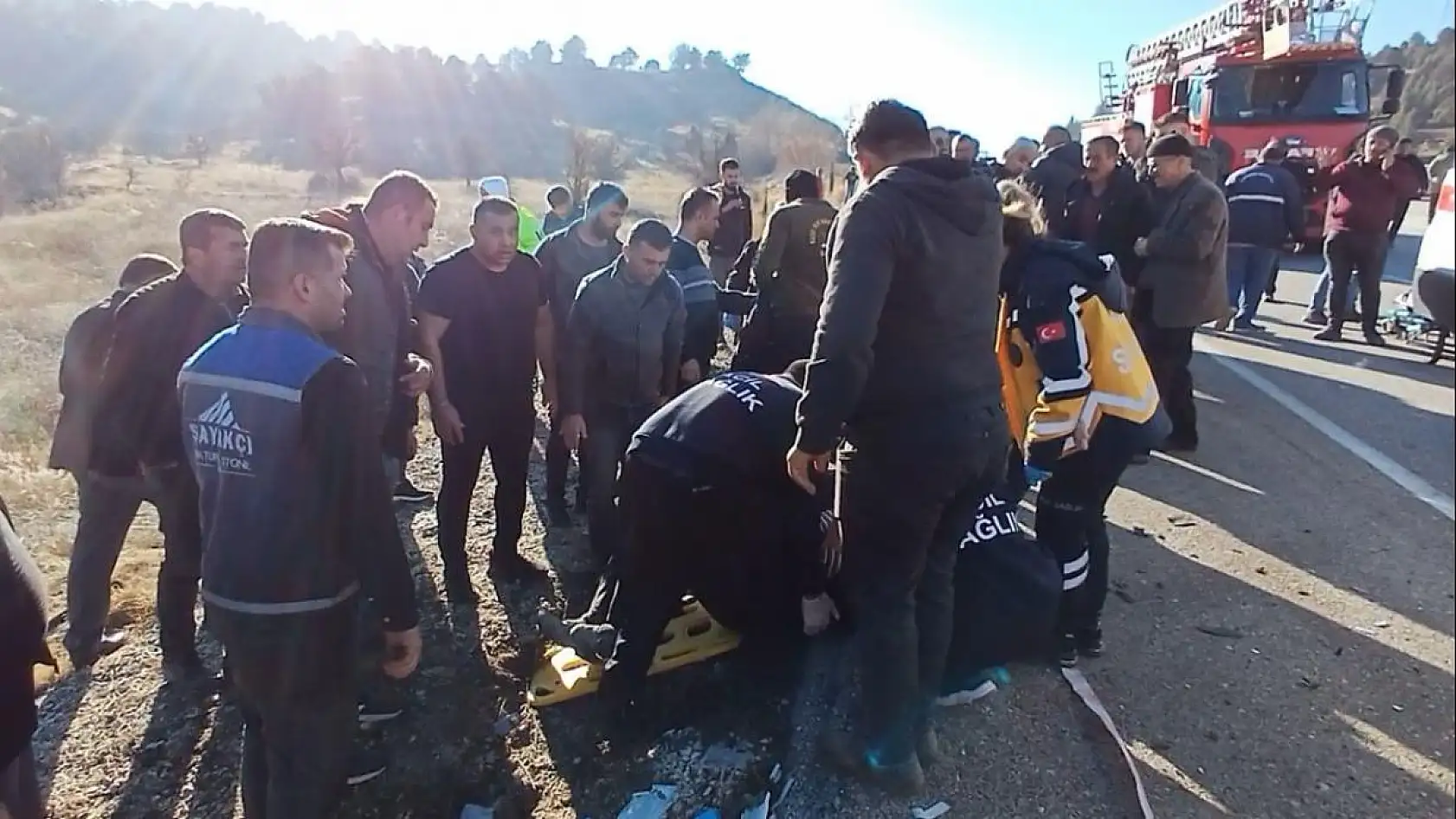 Burdur- Fethiye karayolunda 3 araç çarpıştı, 1 ölü, 5 ağır yaralı