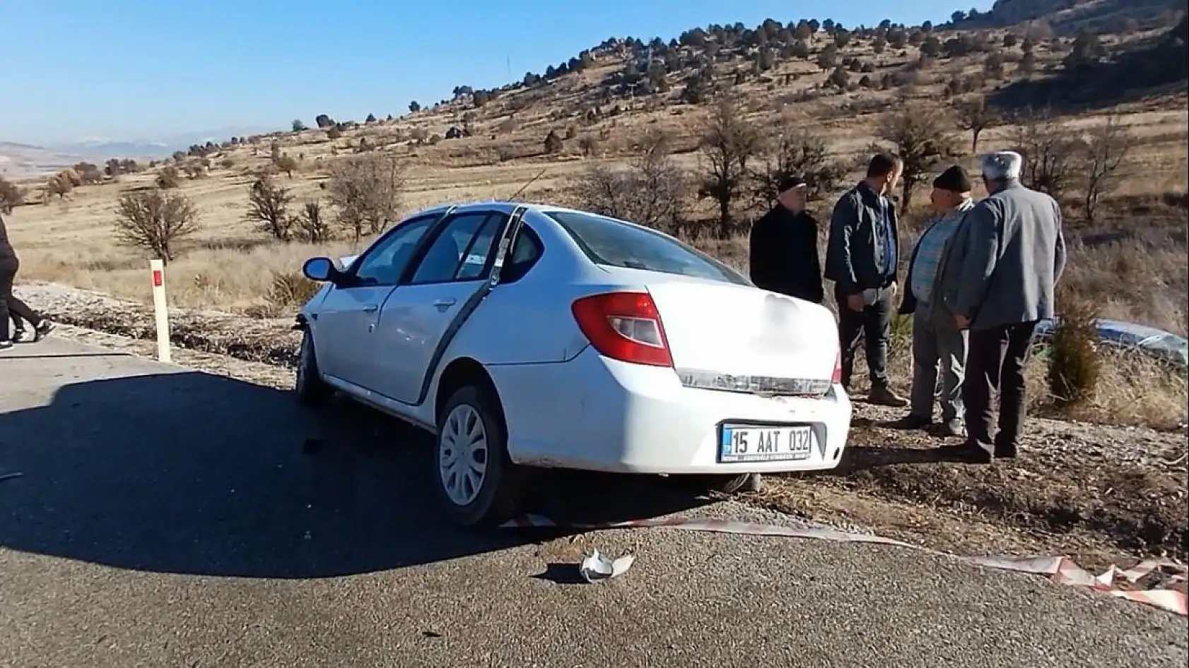 Burdur- Fethiye karayolunda 3 araç çarpıştı, 1 ölü, 5 ağır yaralı