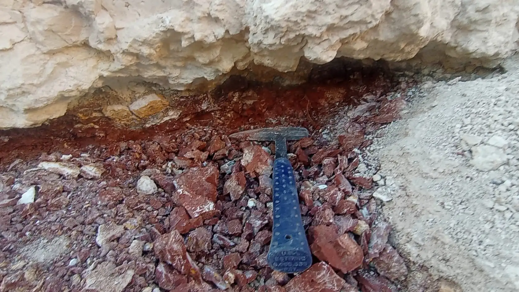 Dünyaca ünlü camiden etkilendi, unutulmaya yüz tutmuş kili yeniden gün yüzüne çıkarttı