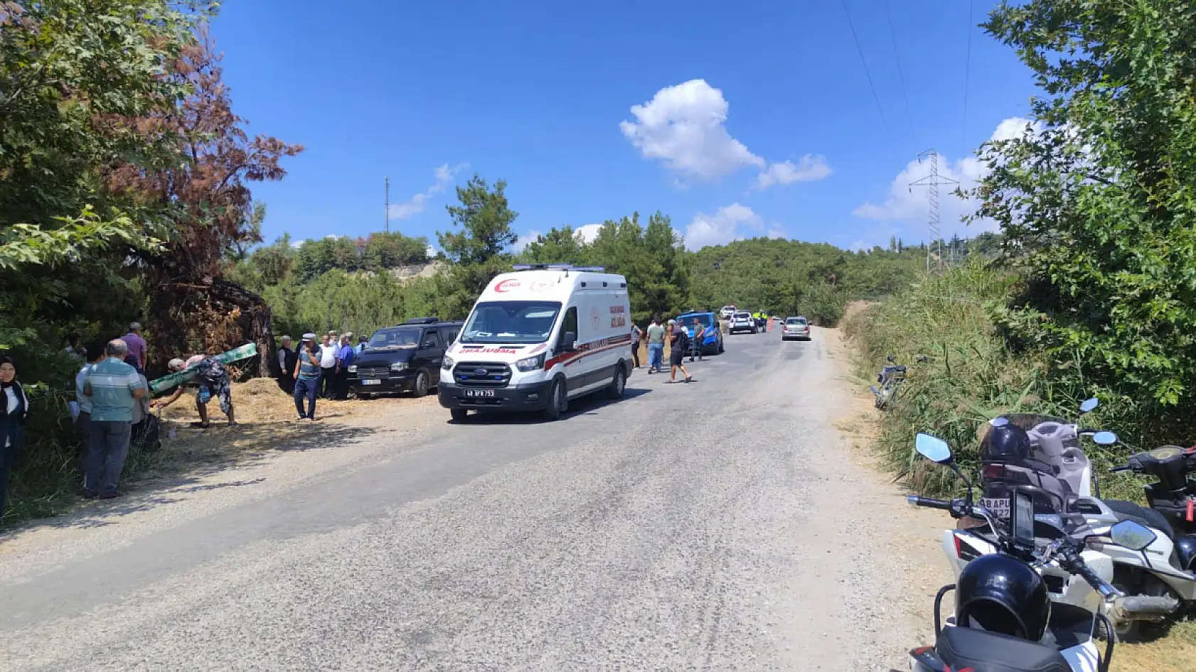 Muğla Seydikemer'de feci kaza: Araç uçuruma yuvarlandı, 1 ölü 4 yaralı